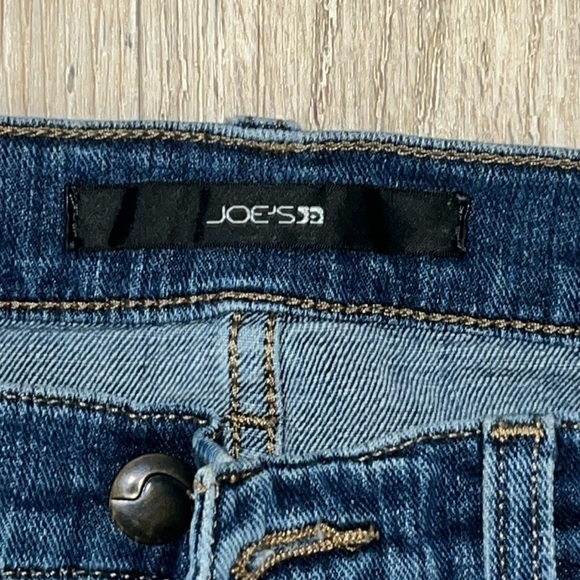 JOE’S Women’s Ripped Jeans Size 28W - Picture 4 of 6